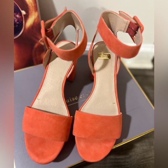 LOUISE ET CIE Suede Sandals - Picture 6 of 11